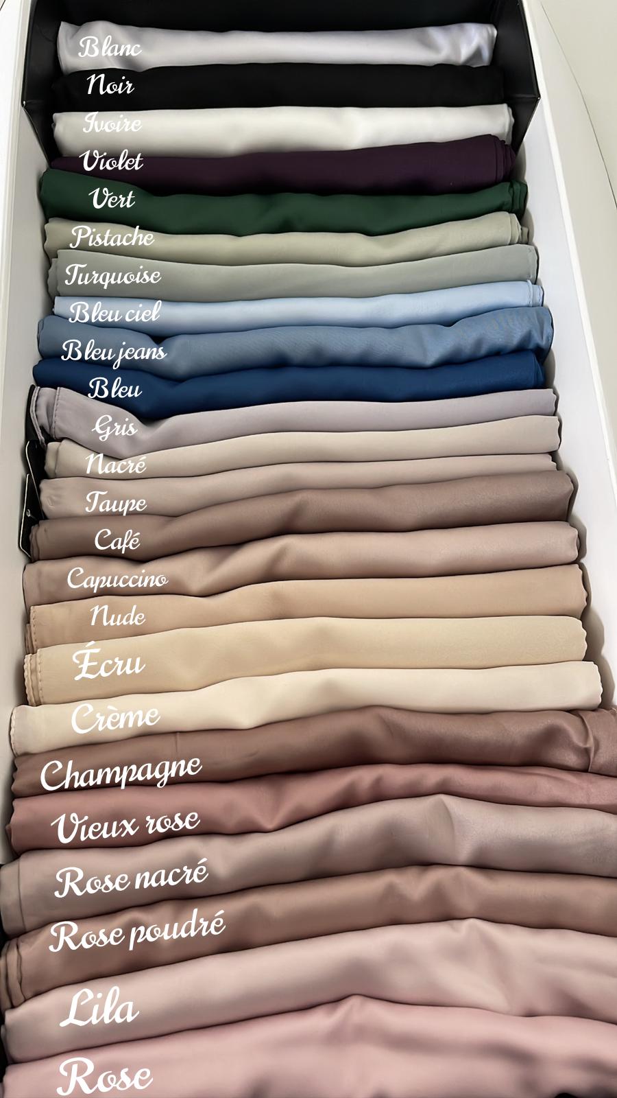 Hijab en satin carré