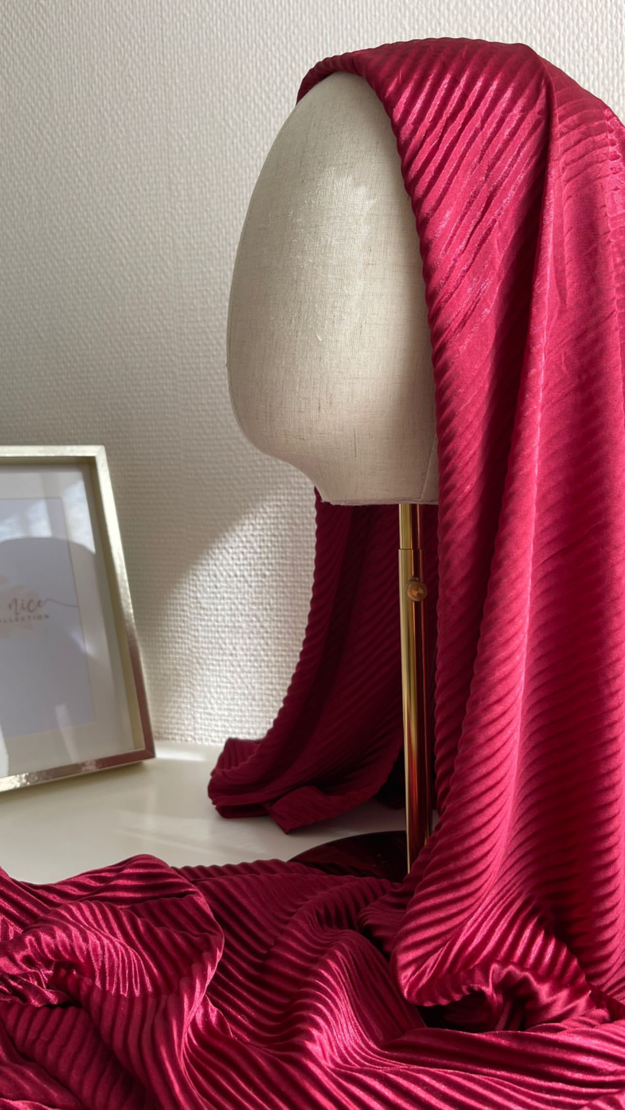 Hijab satiné plissée