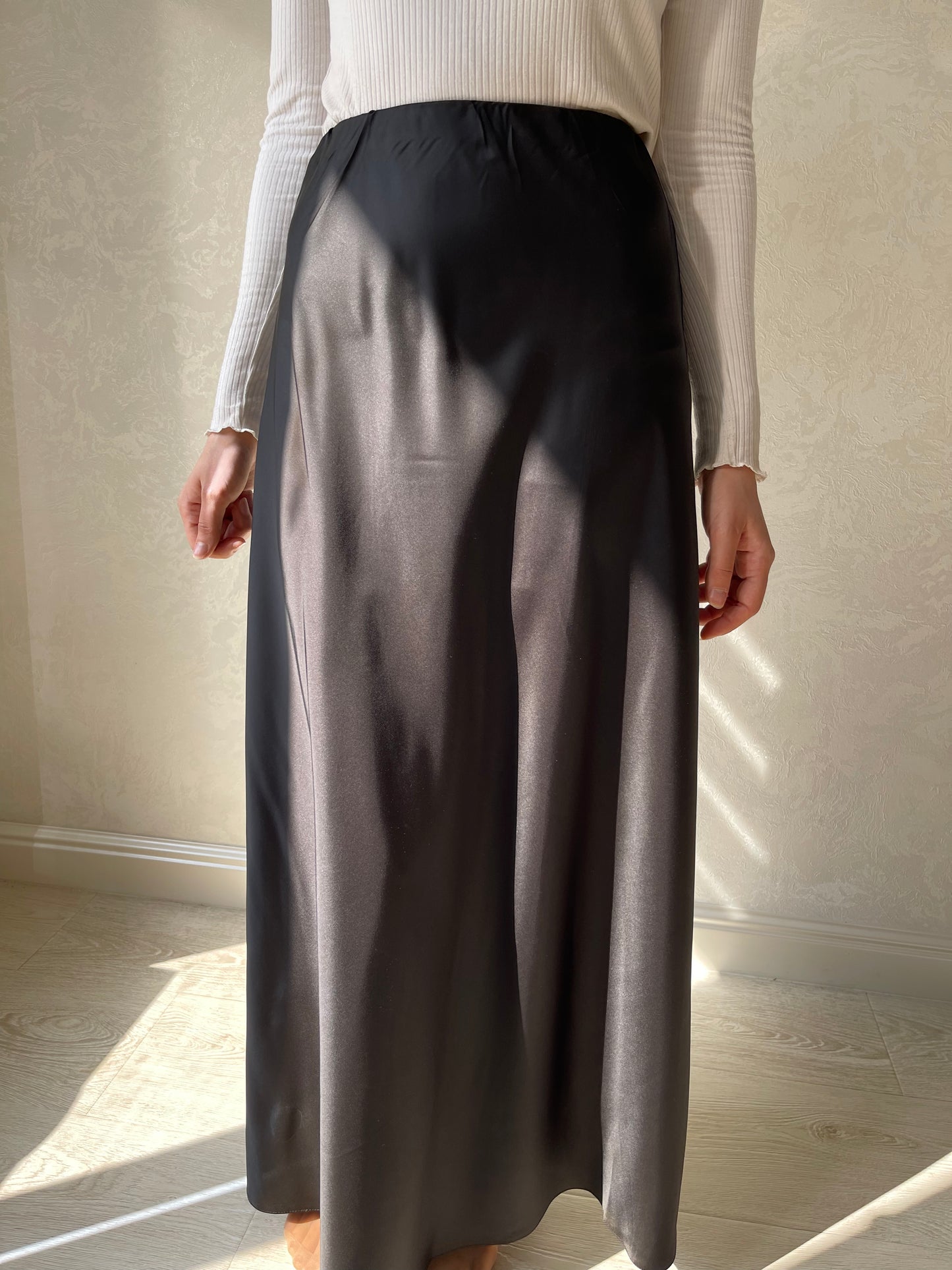 Jupe en biais satiné