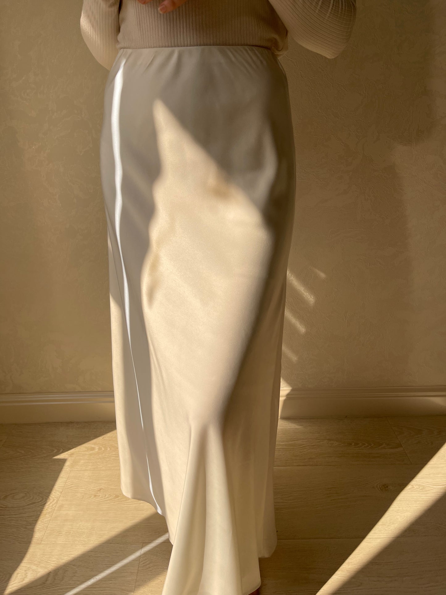 Jupe en biais satiné