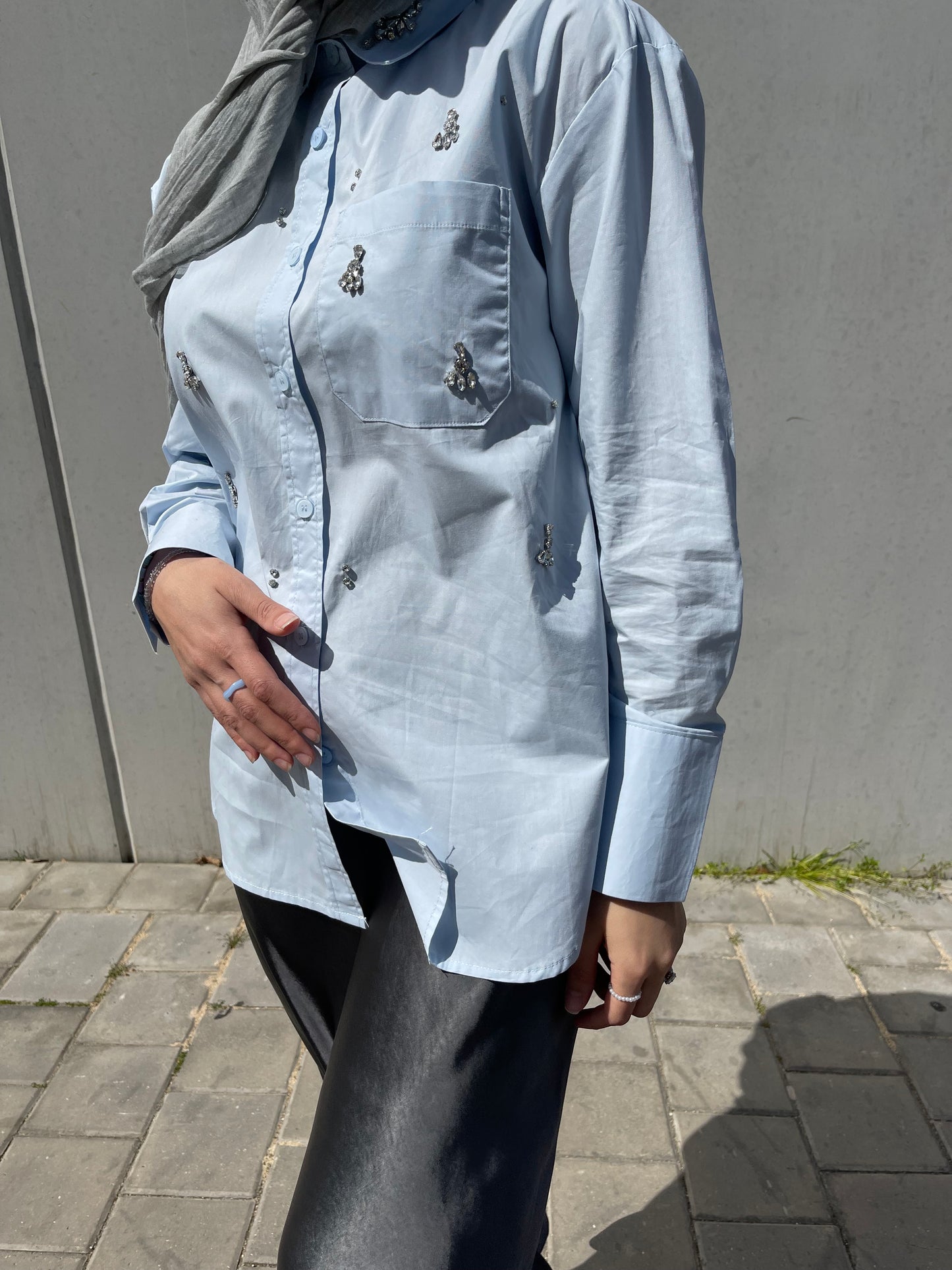 Chemise en coton perlée