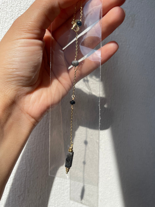 Collier pierre noire