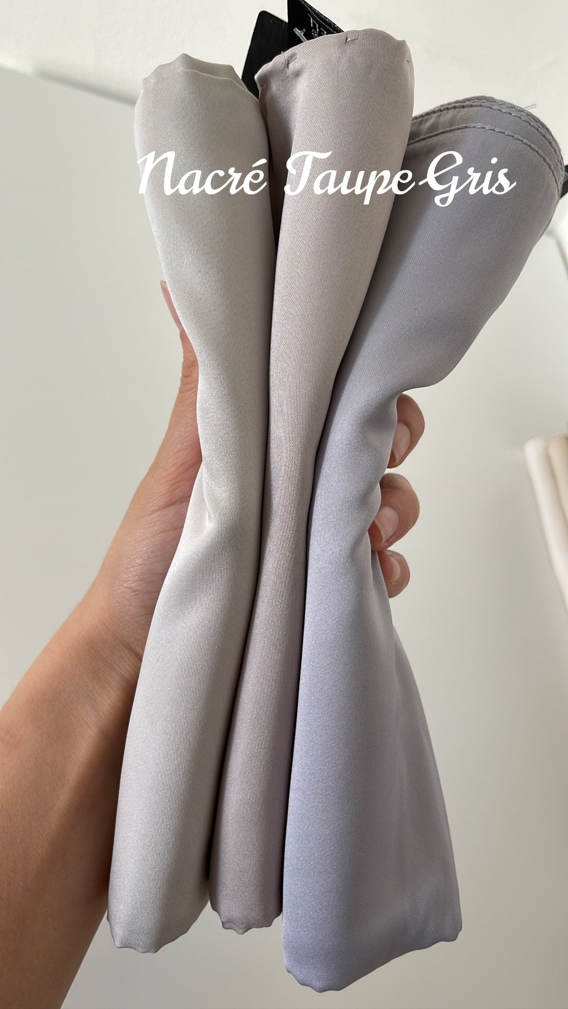 Hijab en satin carré