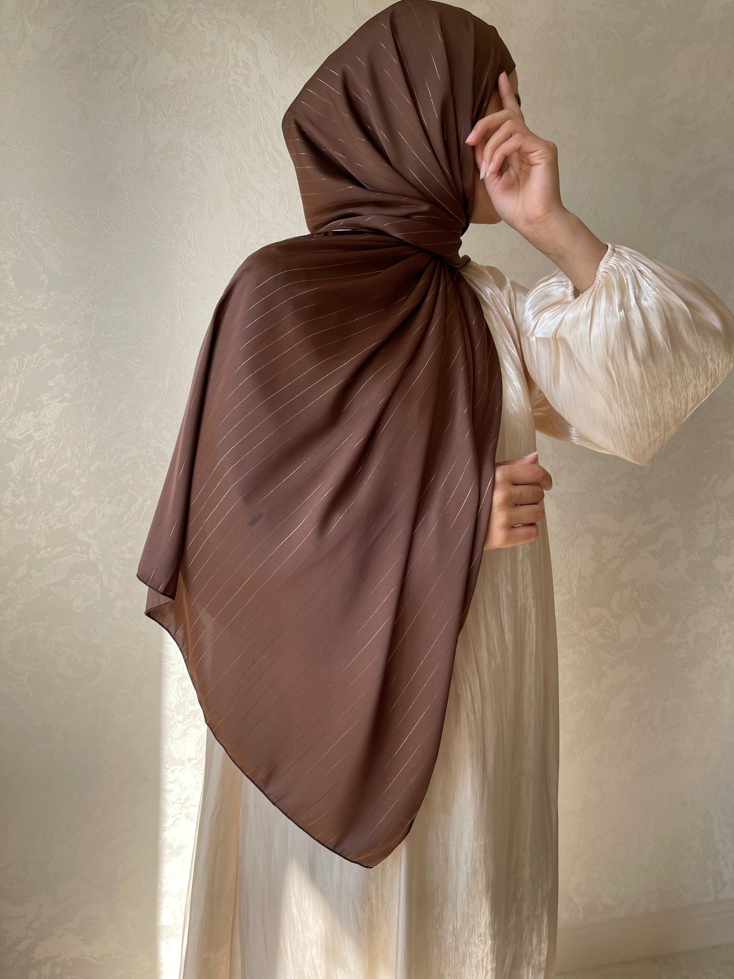 Hijabs satin rayé bonnet intégré