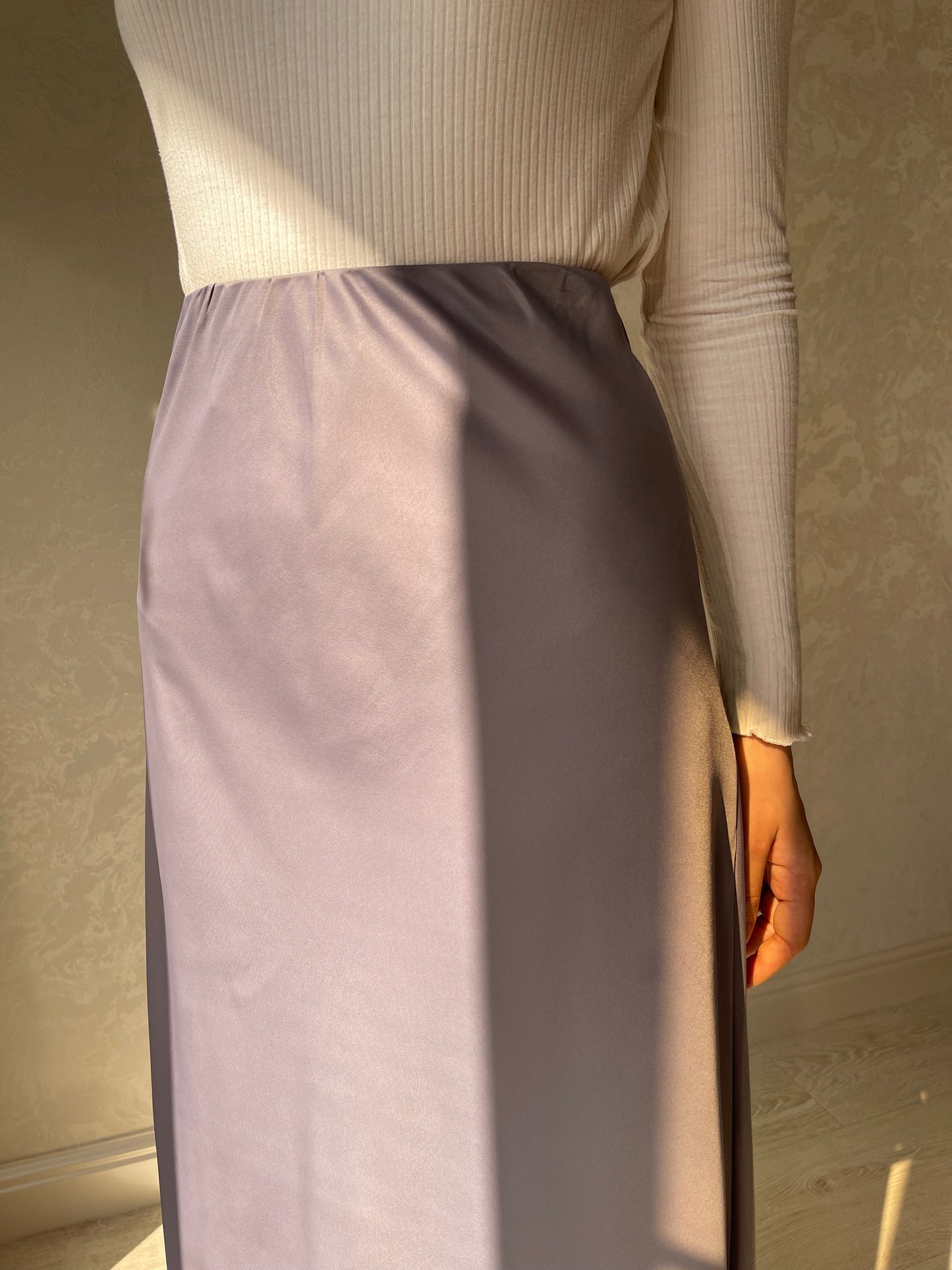 Jupe en biais satiné